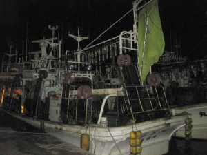 イカ釣り漁船