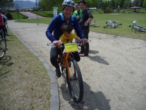 純が生まれてから最初に乗った自転車は29erでした。